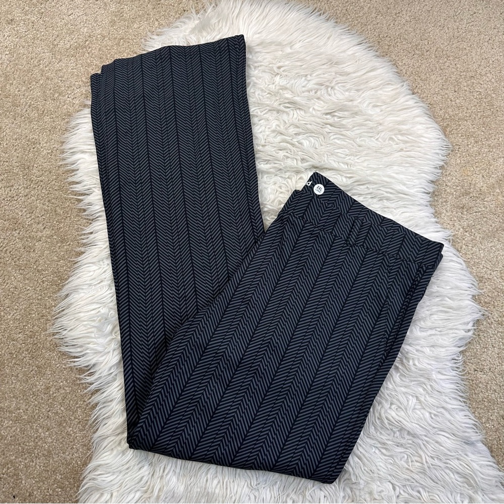 Betabrand Black Gray Chevron Print Bootcut Pants XXL Long